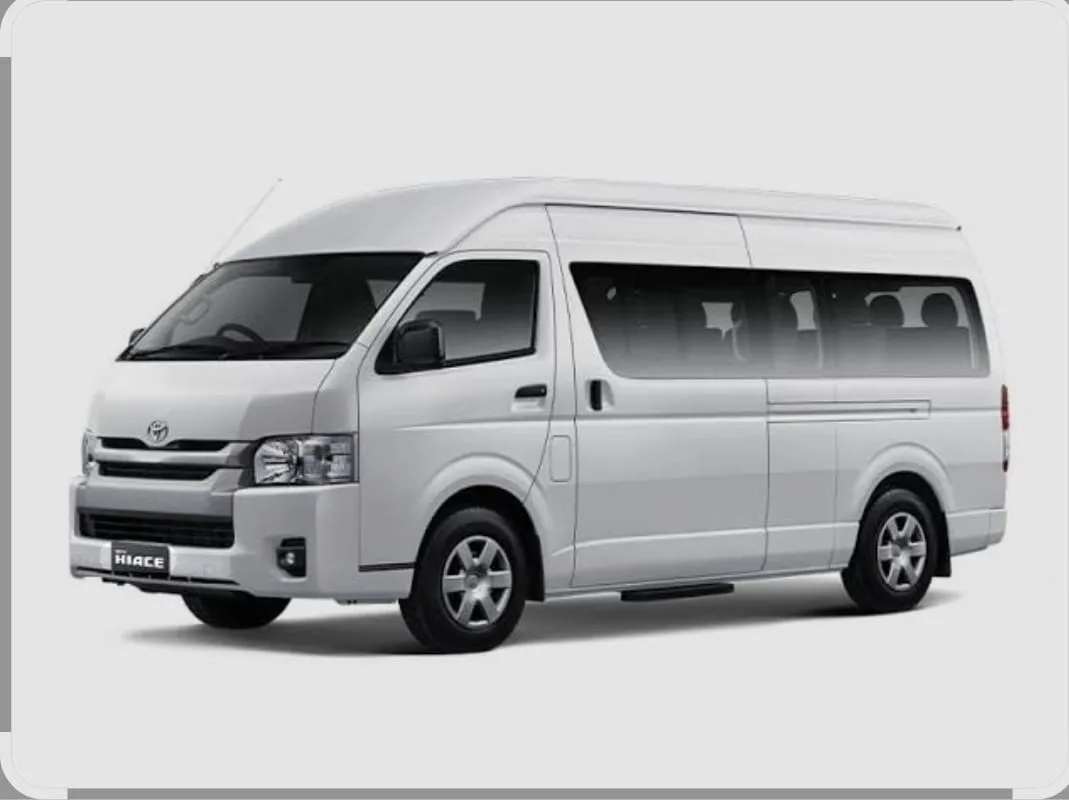 Sewa Toyota Hiace Palembang Full AC Harga Terjangkau